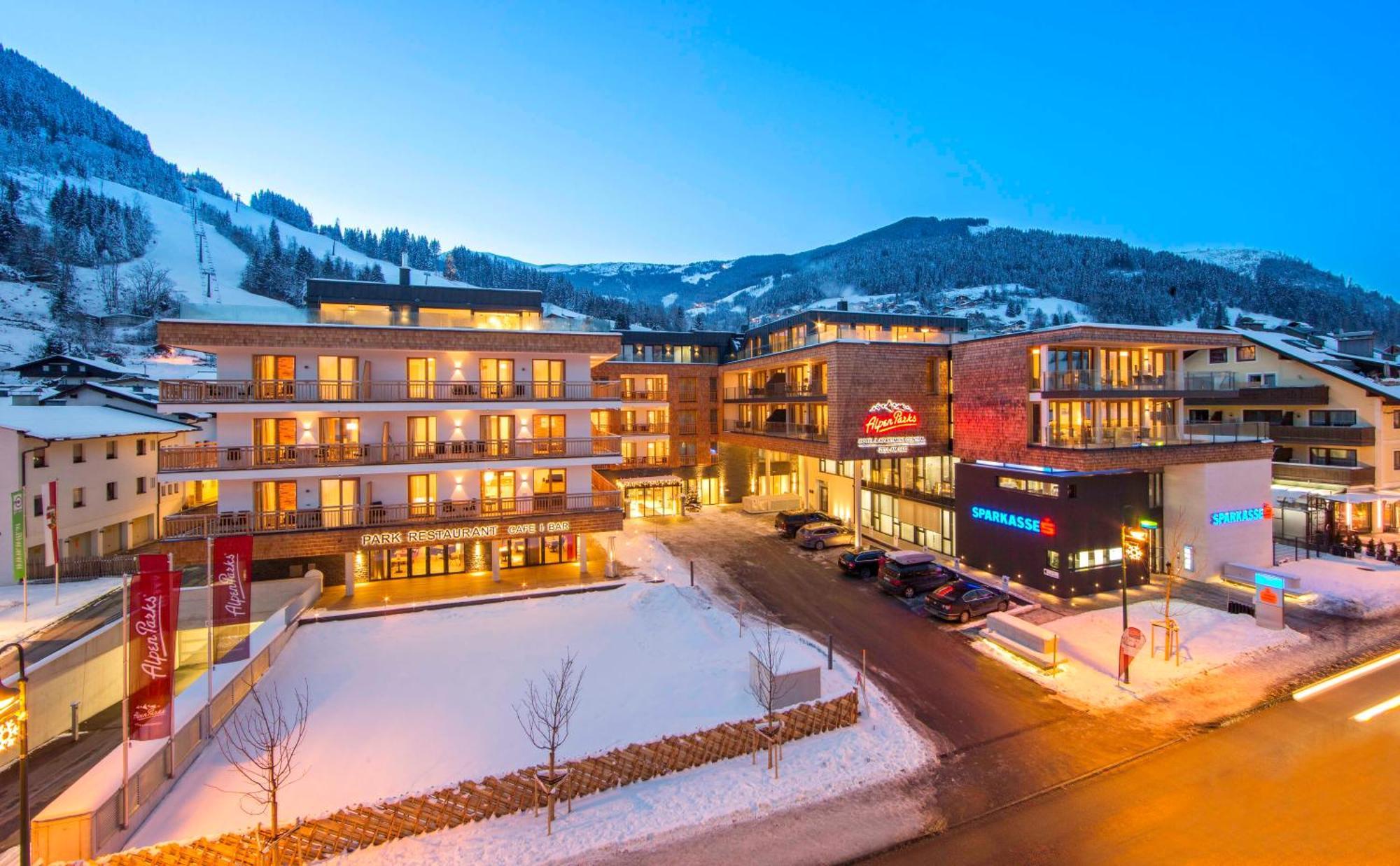 Alpenparks & Zell Am Hotel apartamentowy 3*